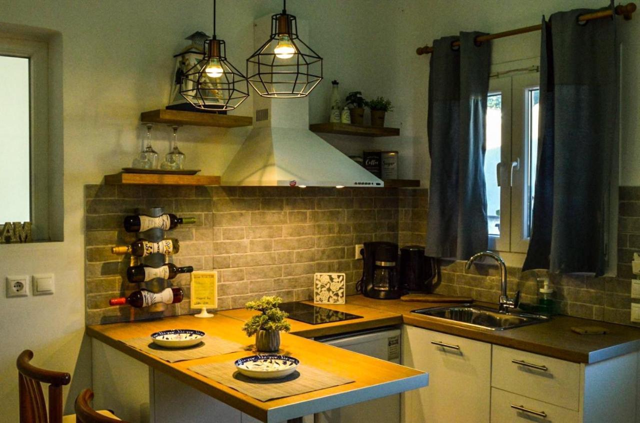 Golden Mile Studio-Apartment Ипсос Экстерьер фото