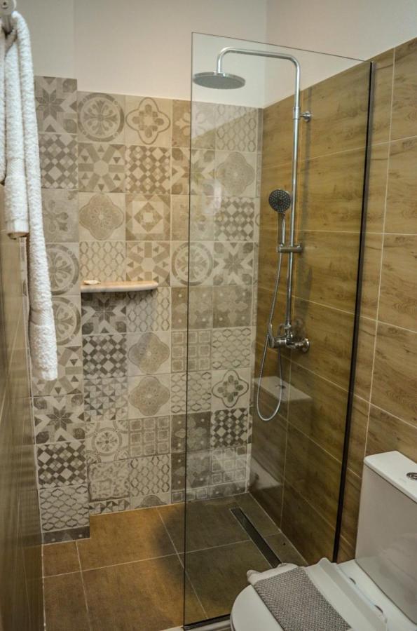 Golden Mile Studio-Apartment Ипсос Экстерьер фото